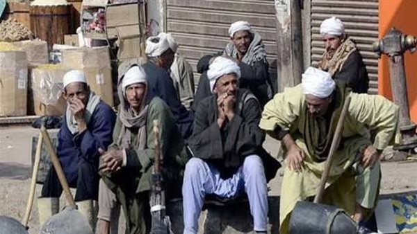  على 6 دفعات سنوية.. صرف منحة عيد العمال للعمالة غير المنتظمة في هذا الموعد