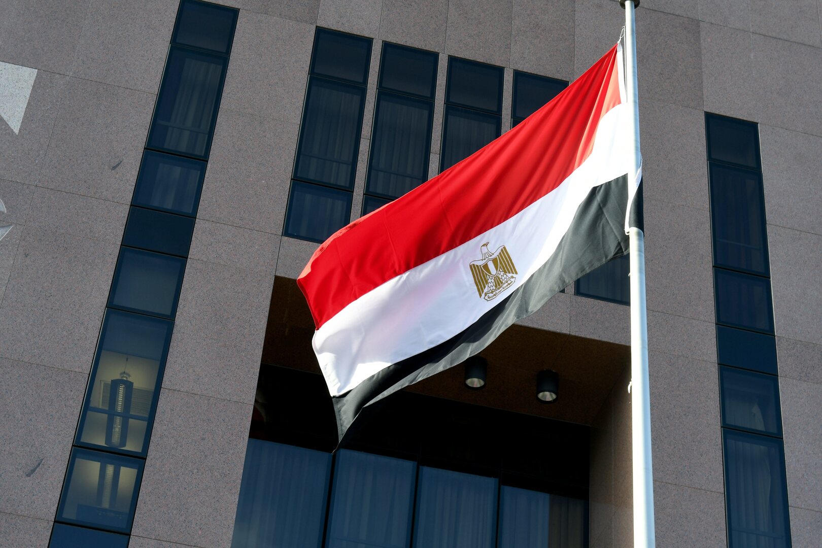 تتلقى الاستغاثات على مدار الساعة.. غرفة عمليات لمتابعة المصريين في ليبيا 