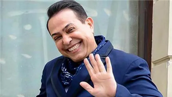 شاهد البوستر الدعائي.. حكيم على خشبة المسرح في طنطا يوم 19 يونيو الحالي