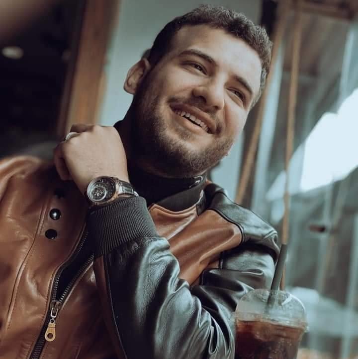 المطرب الشعبي مسلم: لو خيروني يوم القيامة أدخل الجنة ولا أصالح أختي هختار النار