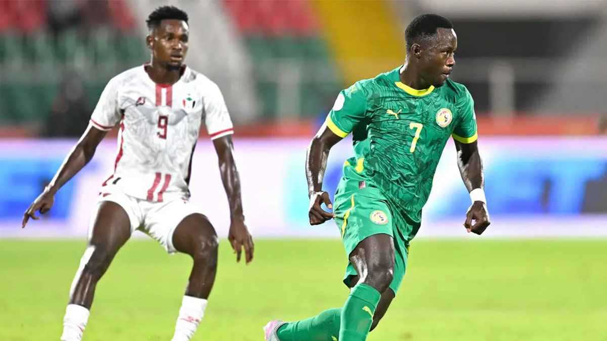 مالي بـ 10 لاعبين فقط.. السنغال تتأهل لنصف نهائي إفريقيا بعد الفوز بهدف وحيد