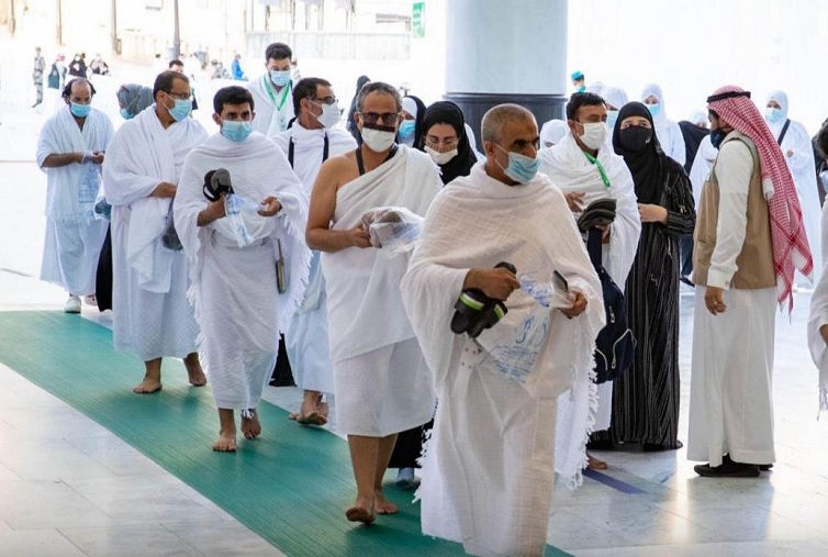 بداية عودة حجاج السياحة اليوم.. انطلاق 8 رحلات من مكة إلى القاهرة تحمل 476 حاجًا