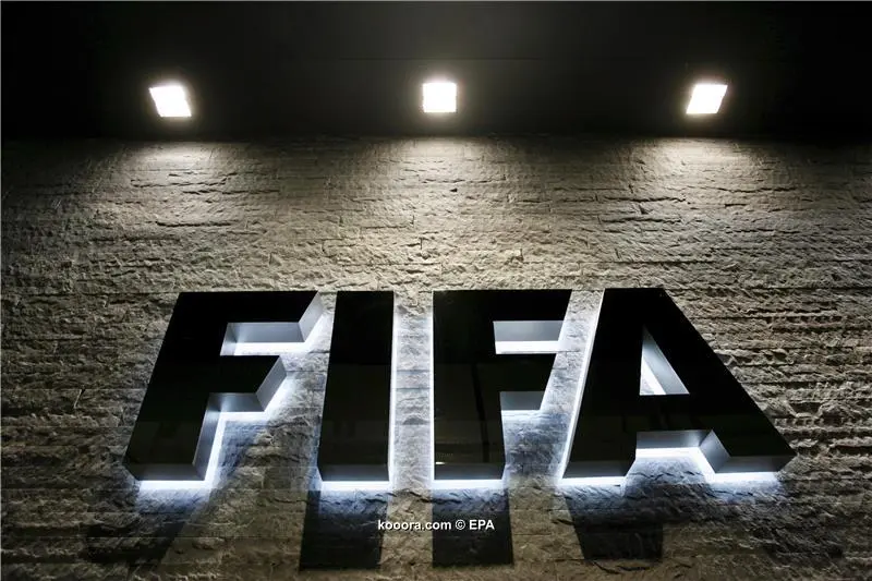 طرد من يغطي فمه.. الفيفا يقر إجراءات جديدة في كأس العالم لعدم إضافة الوقت