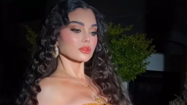 هيفاء وهبي تحيي حفلاً غنائيًا في الافتتاح الرسمي لـ سعادة ساحل في رأس الحكمة