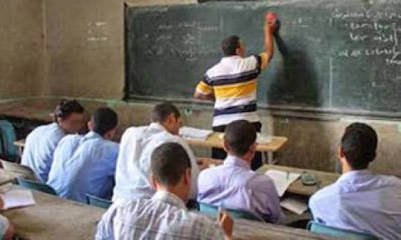 مرتباتهم 3 آلاف جنيه.. نائب: 160 ألف معلم بالحصة يعانون الظلم منذ 3 سنوات